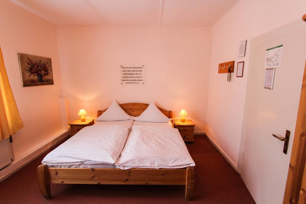 Hotel Deutsches Haus ノルトハイム エクステリア 写真