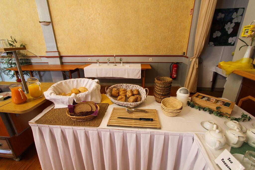 Hotel Deutsches Haus ノルトハイム エクステリア 写真